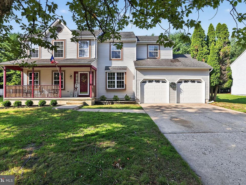 1st image of 999 Kensington Dr