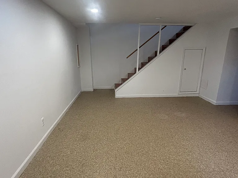 864 Benninghaus Rd — Photo 12