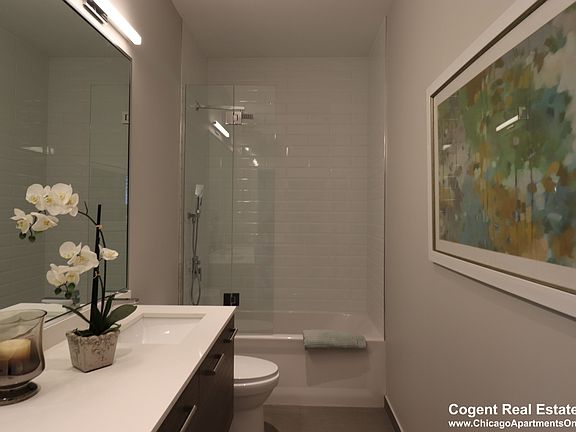 5th image of 2405 W Berenice Ave #2