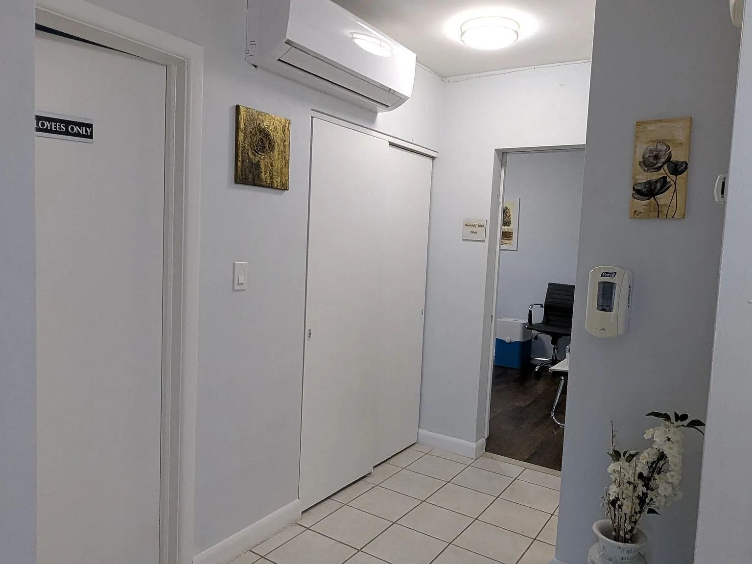 2 bed, $2,345 — Photo 2