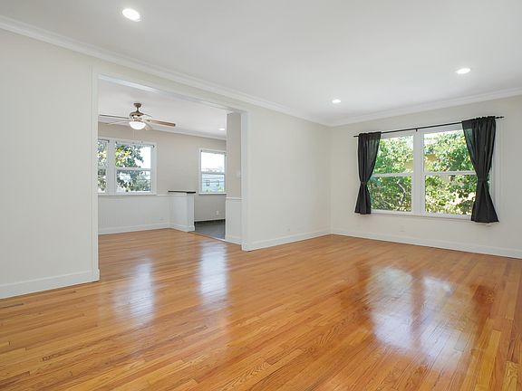 5th image of 8707 Pickford St #2