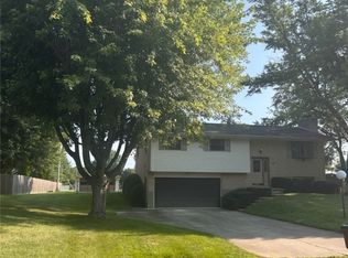 2656 Coldsprings Dr, Dayton, OH 45434