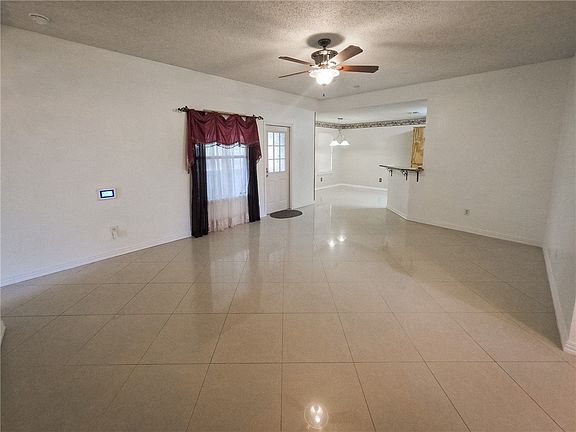 4th image of 2237 Sunset Cliffs Dr