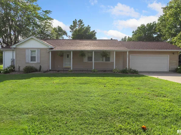 301 McNeil St, Energy, IL 62933