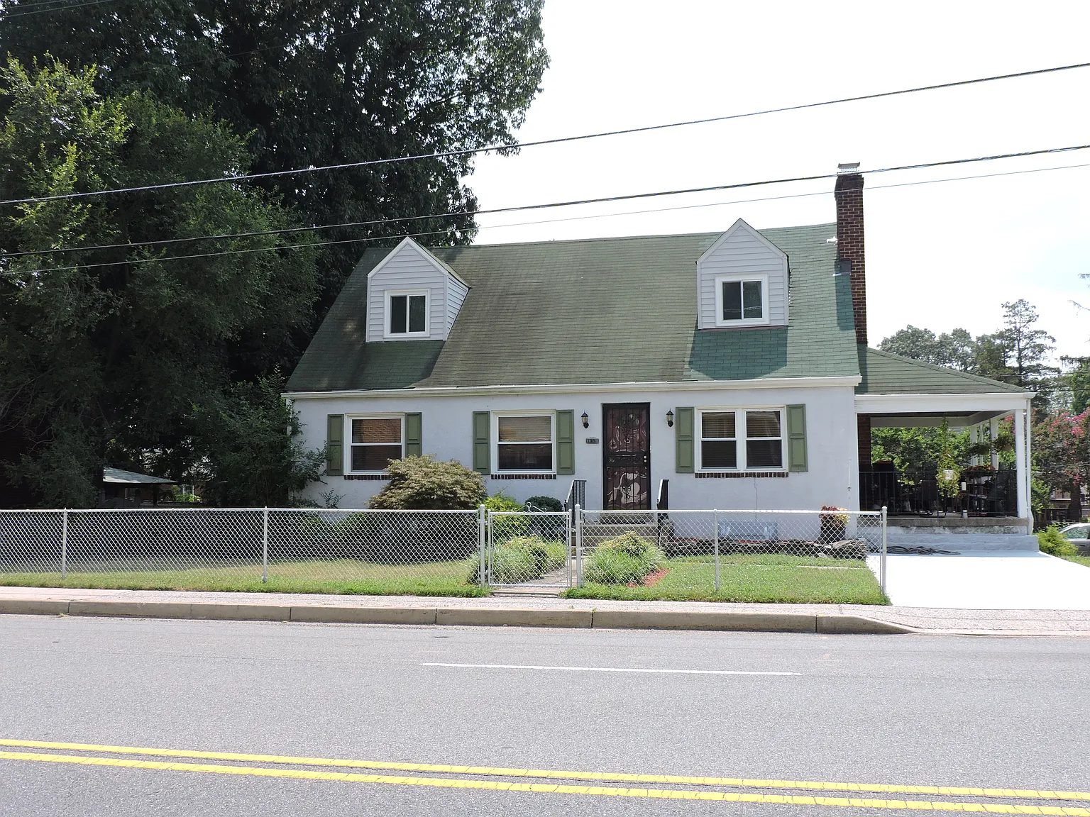 1301 Chillum Rd photo 1