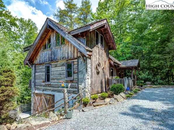 343 Stack Rock Road, Elk Park, NC 28622