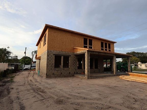 3rd image of 4002 W GRAY STREET