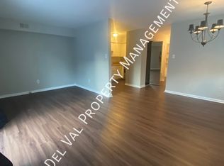 521 Gia Cir FLOOR 1, Clifton Heights, PA 19018