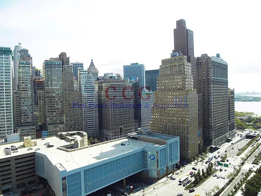 Rented by CCG Real Estate Brokerage | media 19