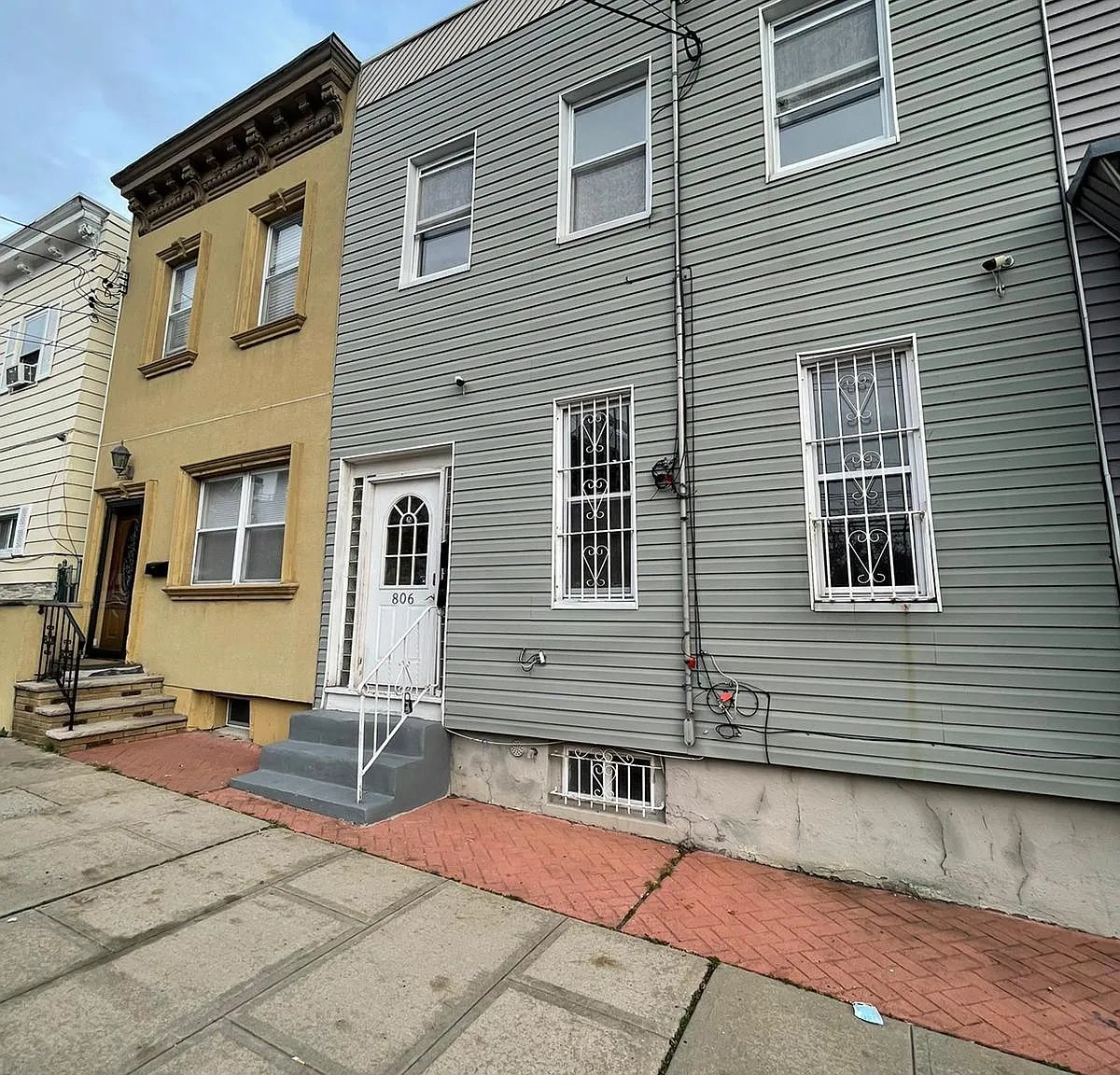 806 Central Ave — Photo 4
