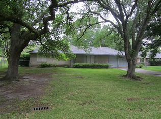 801 N Lane Rd, Texas City, TX 77591