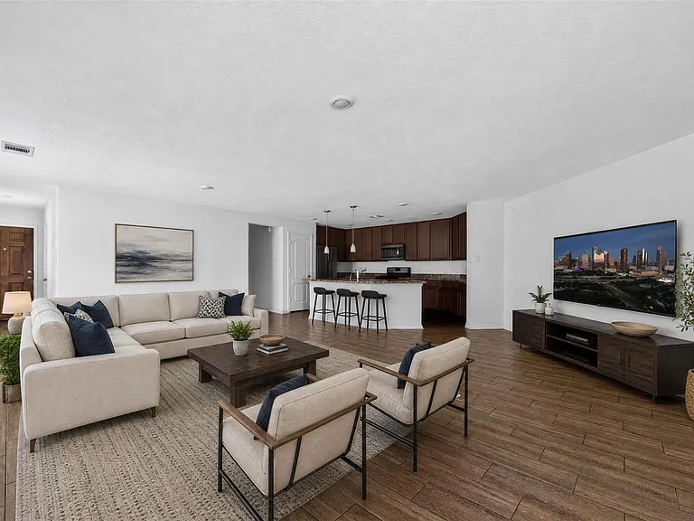 6014 Wakanda Ln — Photo 2