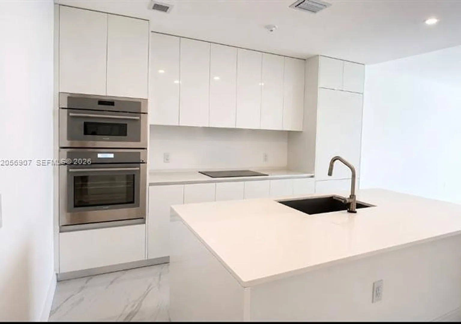 700 NE 24th St cu-1202, Miami, FL 33137 — Photo 1