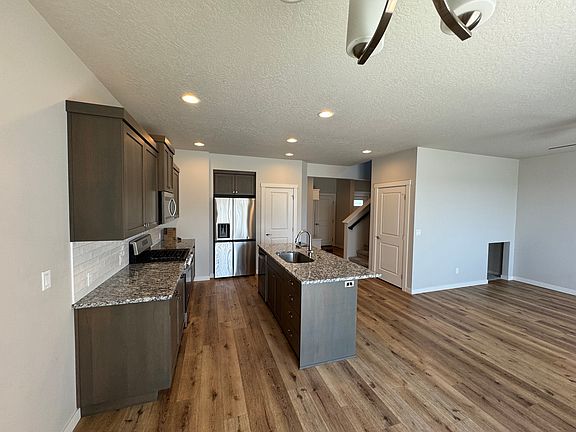 4th image of 5353 S Redeken Pl