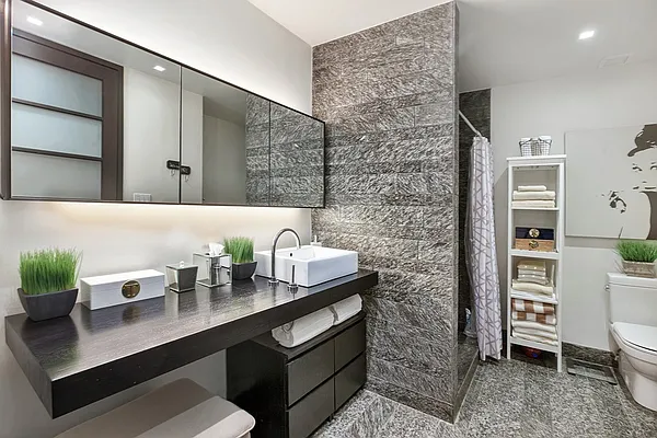 Rented by Pink Stone Realty LLC | media 22