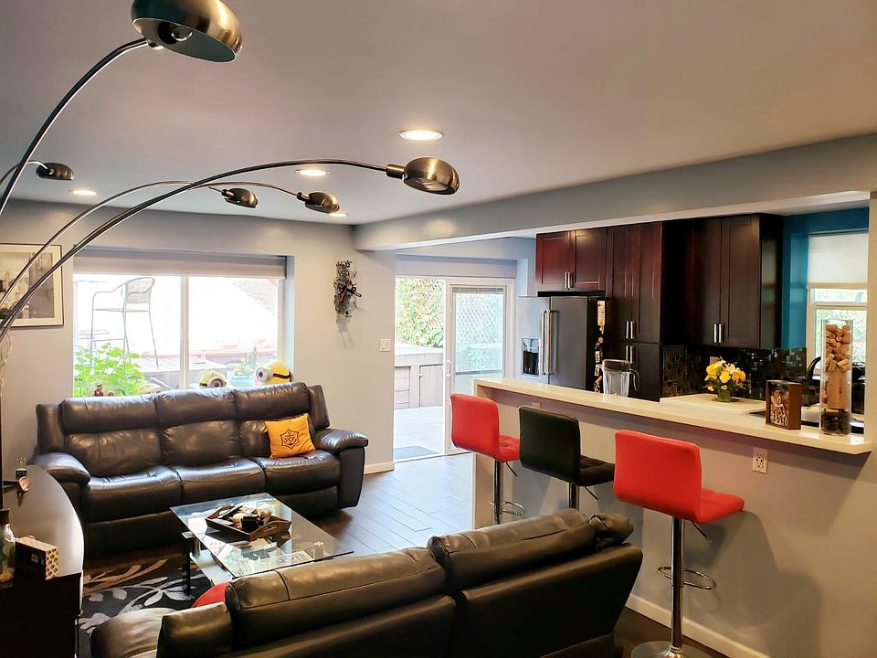 1st image of 1636 Revere Ave APT 1