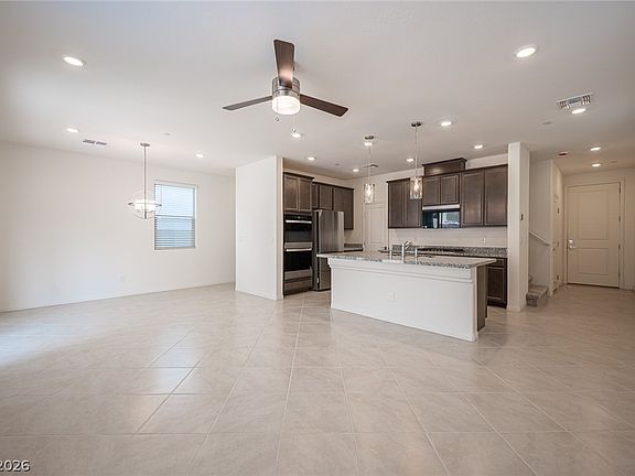 5th image of 1605 Crowned Eagle St