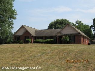 107 Overlook Dr, McDonough, GA