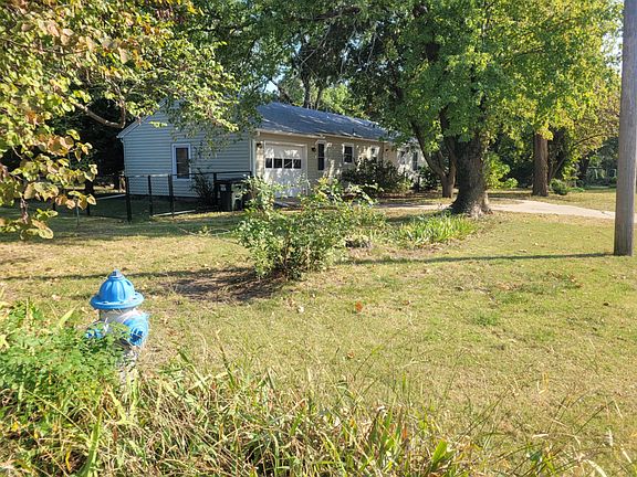 4th image of 2422 Minnesota Ave