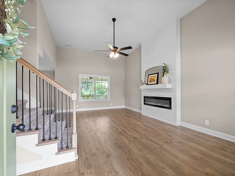 1308 Racker Dr — Photo 4
