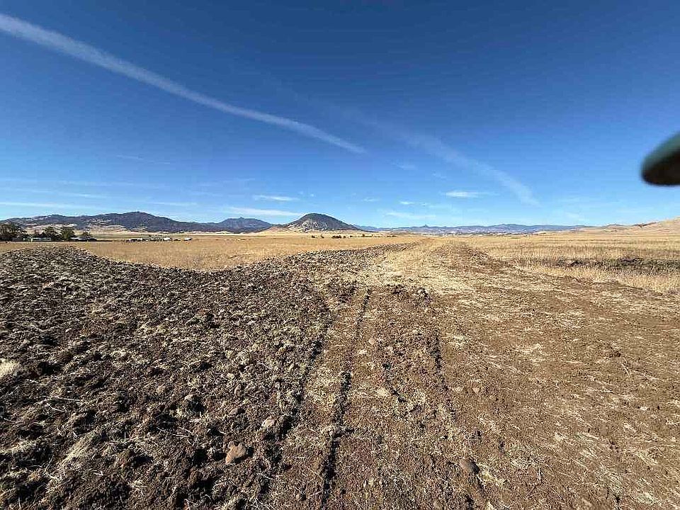 2nd image of 0 5th Ave E