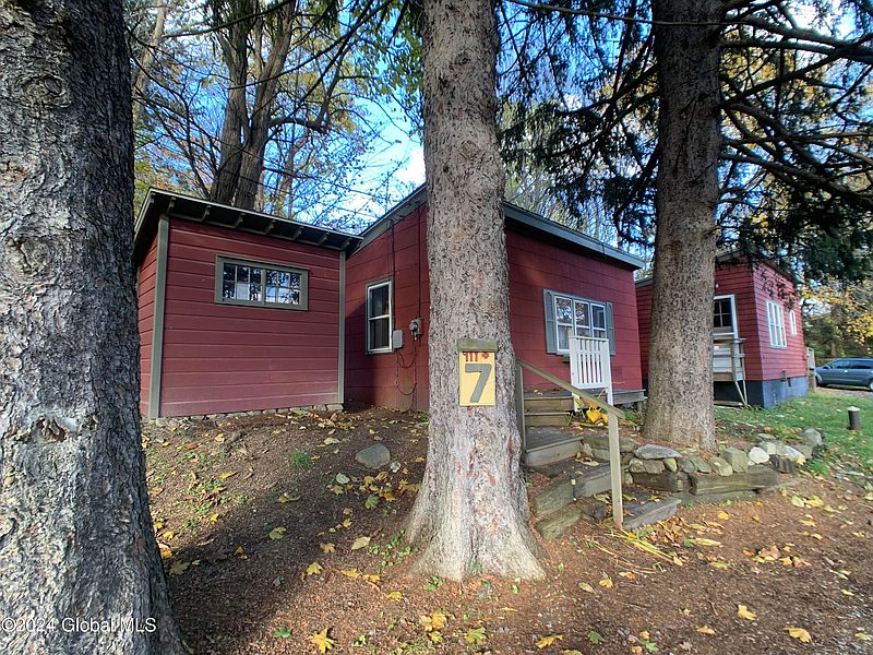 2nd image of 7 Pohndorf Drive