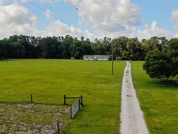 2nd image of 12571 Marion Ln