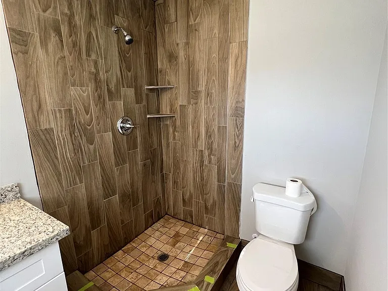 10503 Homestead Rd — Photo 12