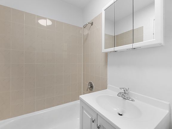 4th image of 247 W 63rd St APT 1G