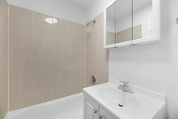 Rented by REAL New York | media 8