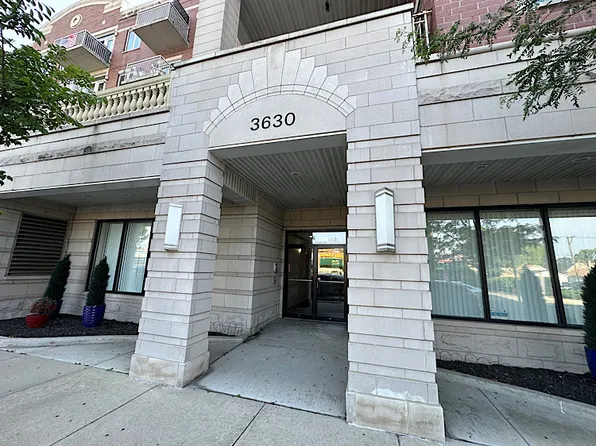 3630 N Harlem Ave APT 510, Chicago, IL 60634