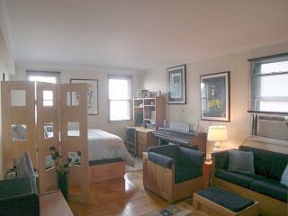 4th image of 90 Park Ter E APT 2B