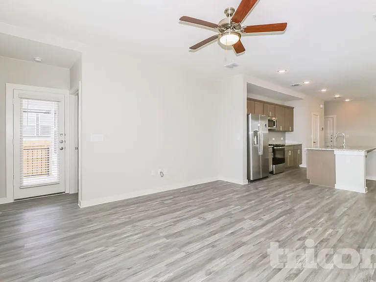 509 Raglands Rd — Photo 6