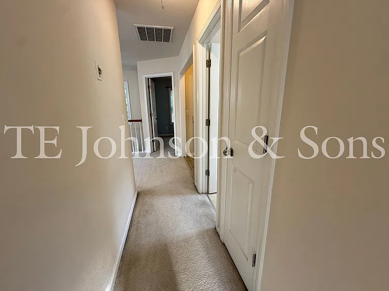 108 Greenway St — Photo 53