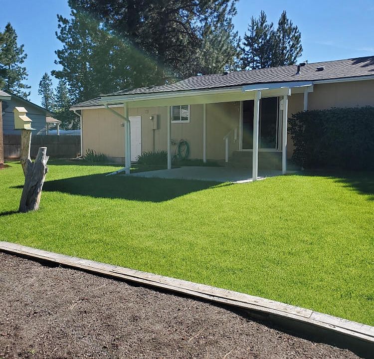 2nd image of 2105 N Grants Ct