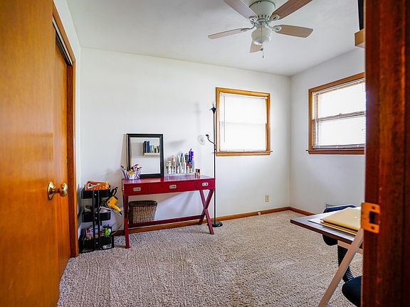 5th image of 3703 Dempster Ave