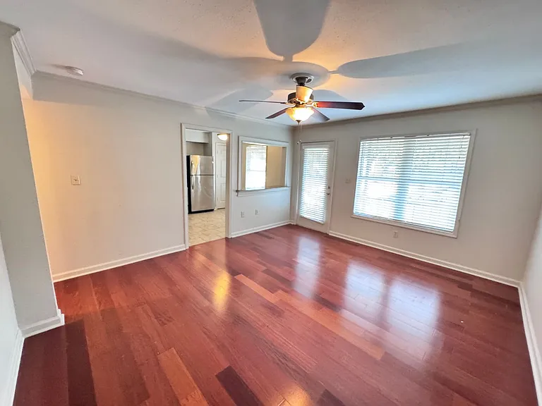 1100 Park Ln #1006 — Photo 3
