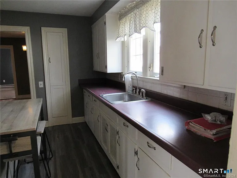 36 Rochford Ave — Photo 4