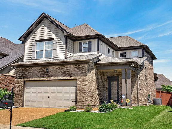 2nd image of 123 Annapolis Bend Cir