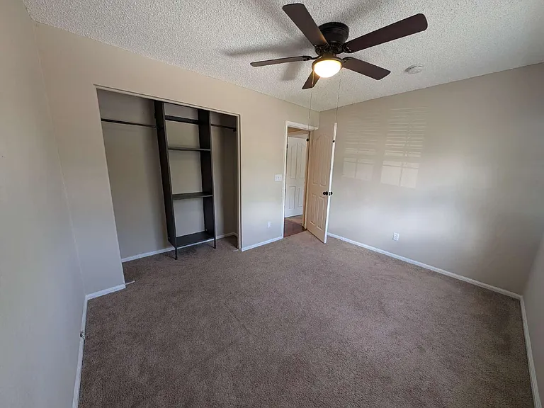 1175 E Dry Creek Pl — Photo 11