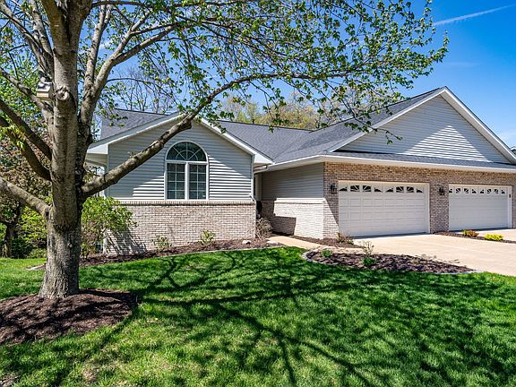 2nd image of 461 43rd Avenue Ct #6
