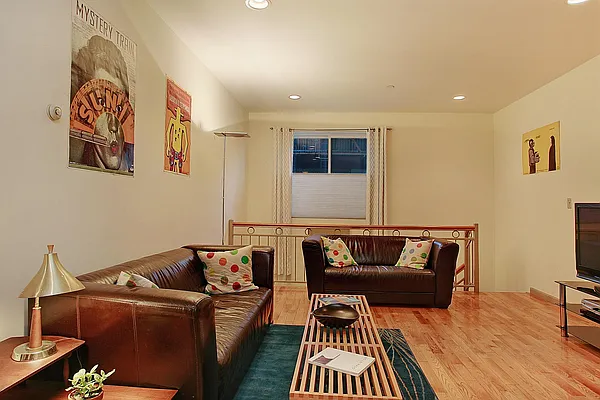 Rented by Corcoran | media 12