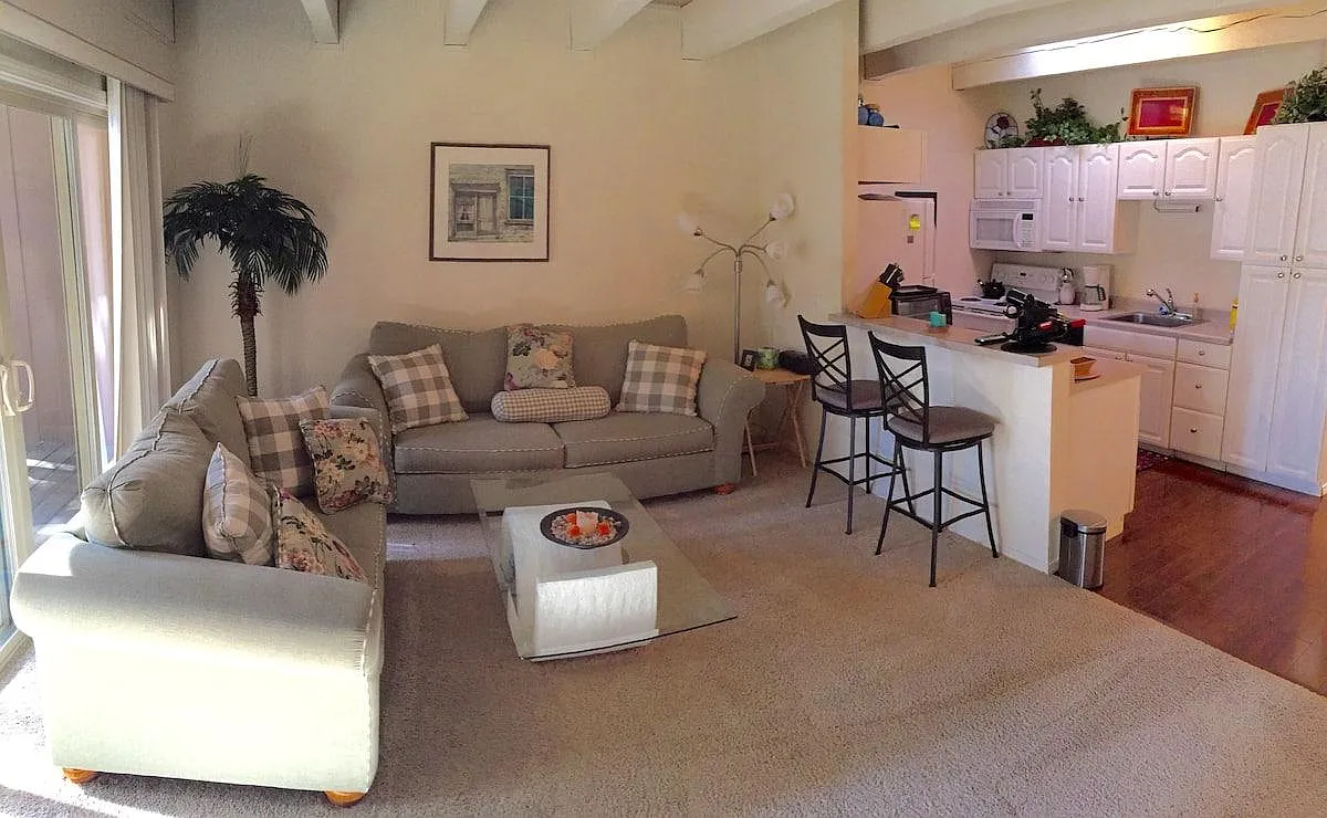 3 bed, 1330 sqft, $3,100 — Photo 3