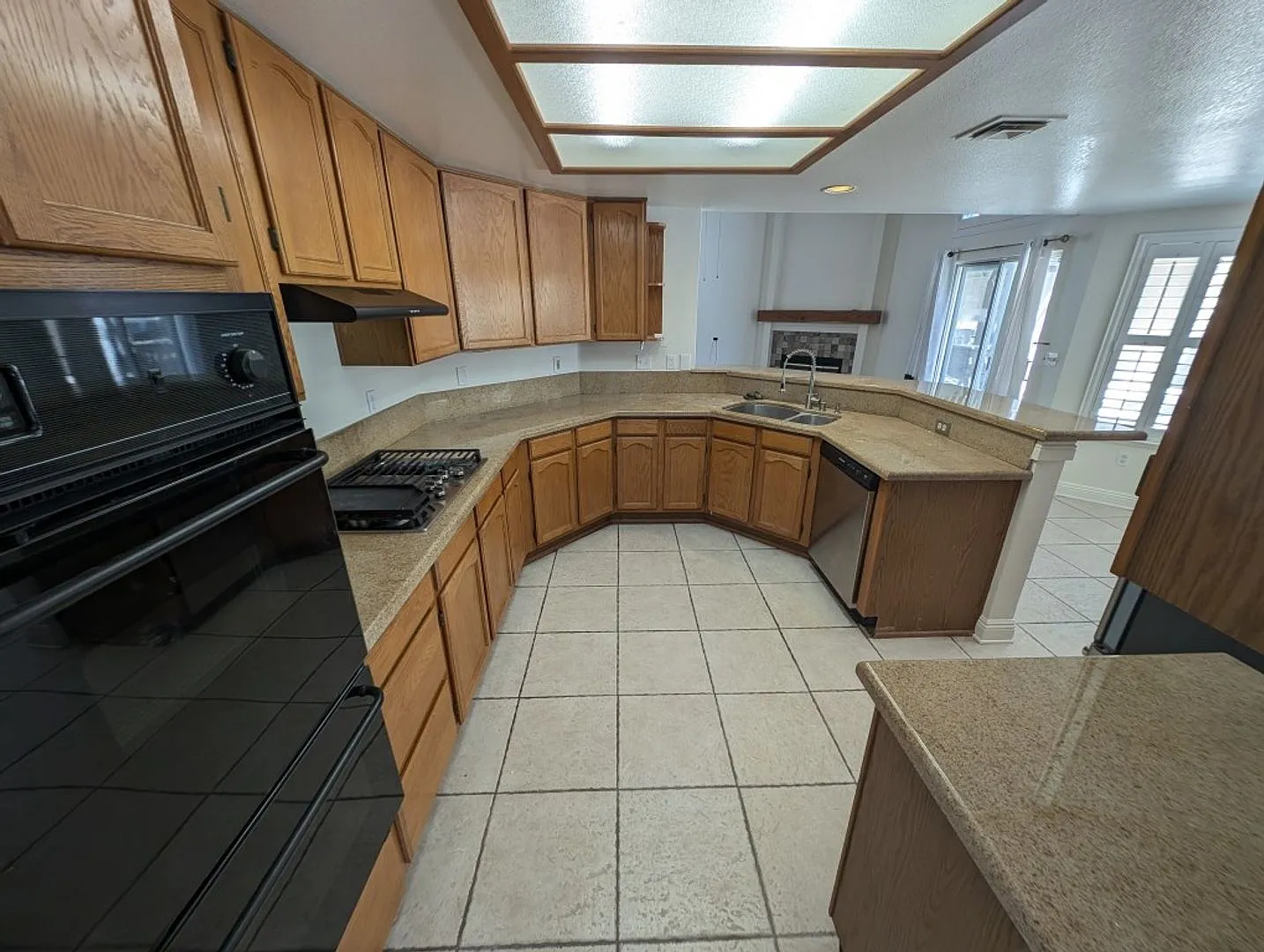 8432 Airmont Ct — Photo 4