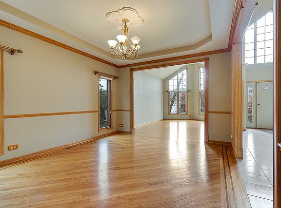 4th image of 1130 Blue Heron Way