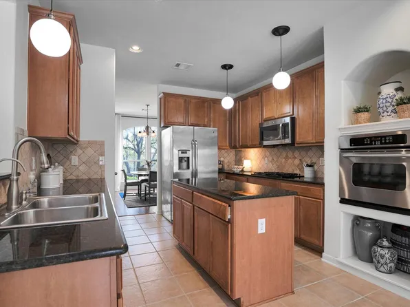 16111 LA MADERA RIO, Helotes, TX 78023