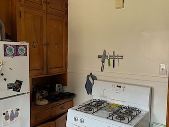 3rd image of 3505 18th Ave S APT 2
