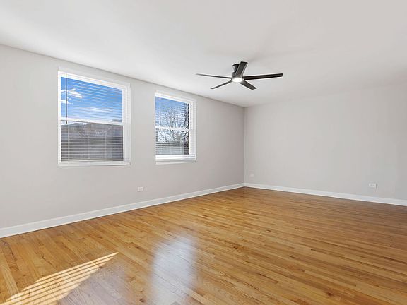 2nd image of 1840 S Fairfield Ave #2S