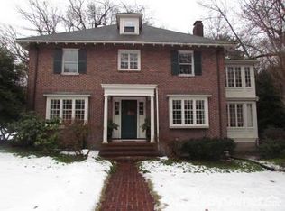 22 Hillside Rd, Wellesley, MA 02481