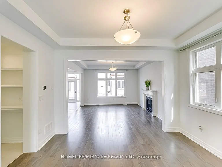 3133 Moss Gdns — Photo 11